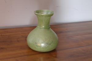 Vaso verde vetro Murano con riflessi a lustro. Anni 1950 . Mis 28 cm 
